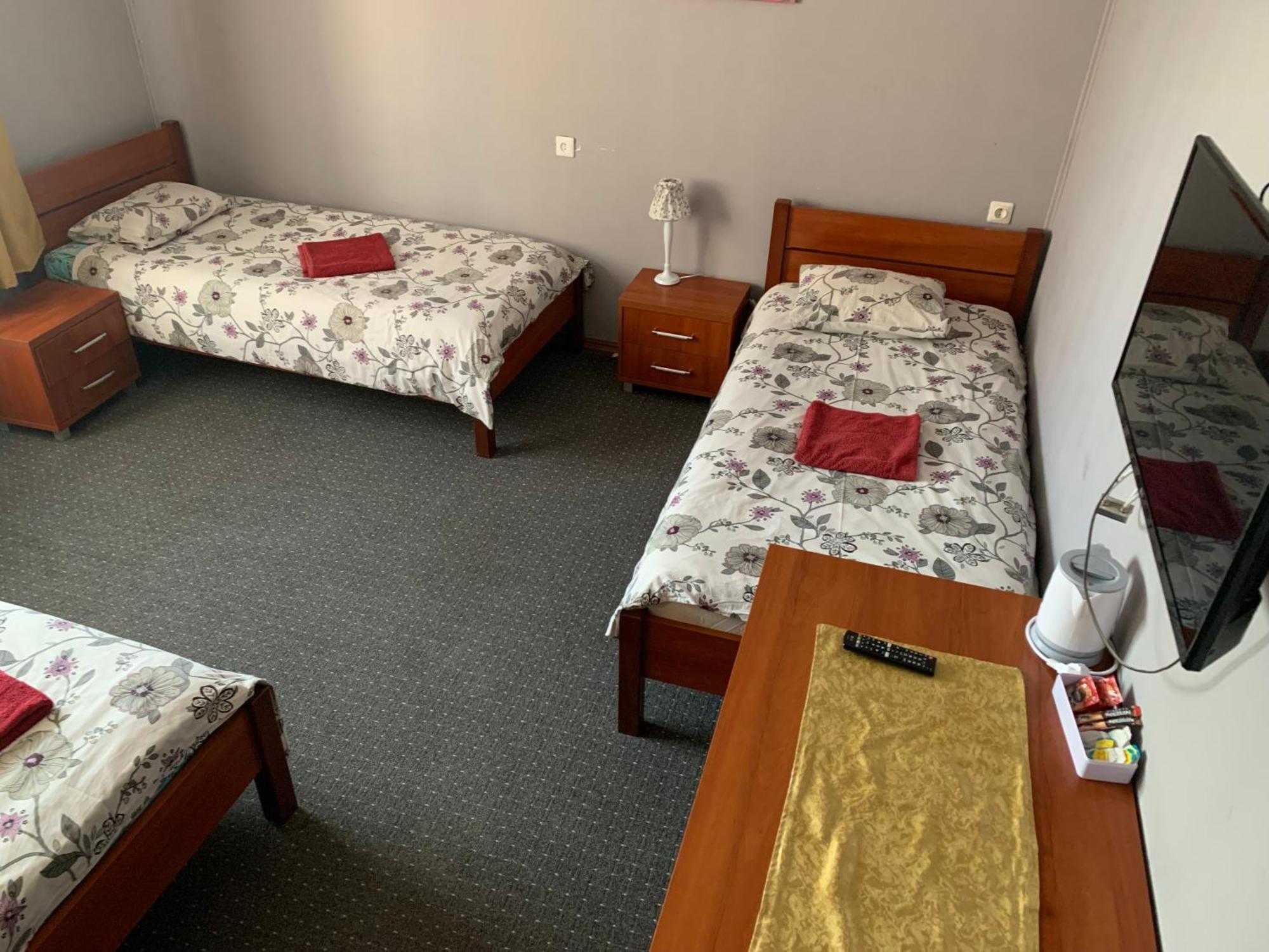 Regina House Hotell Kaunas Exteriör bild