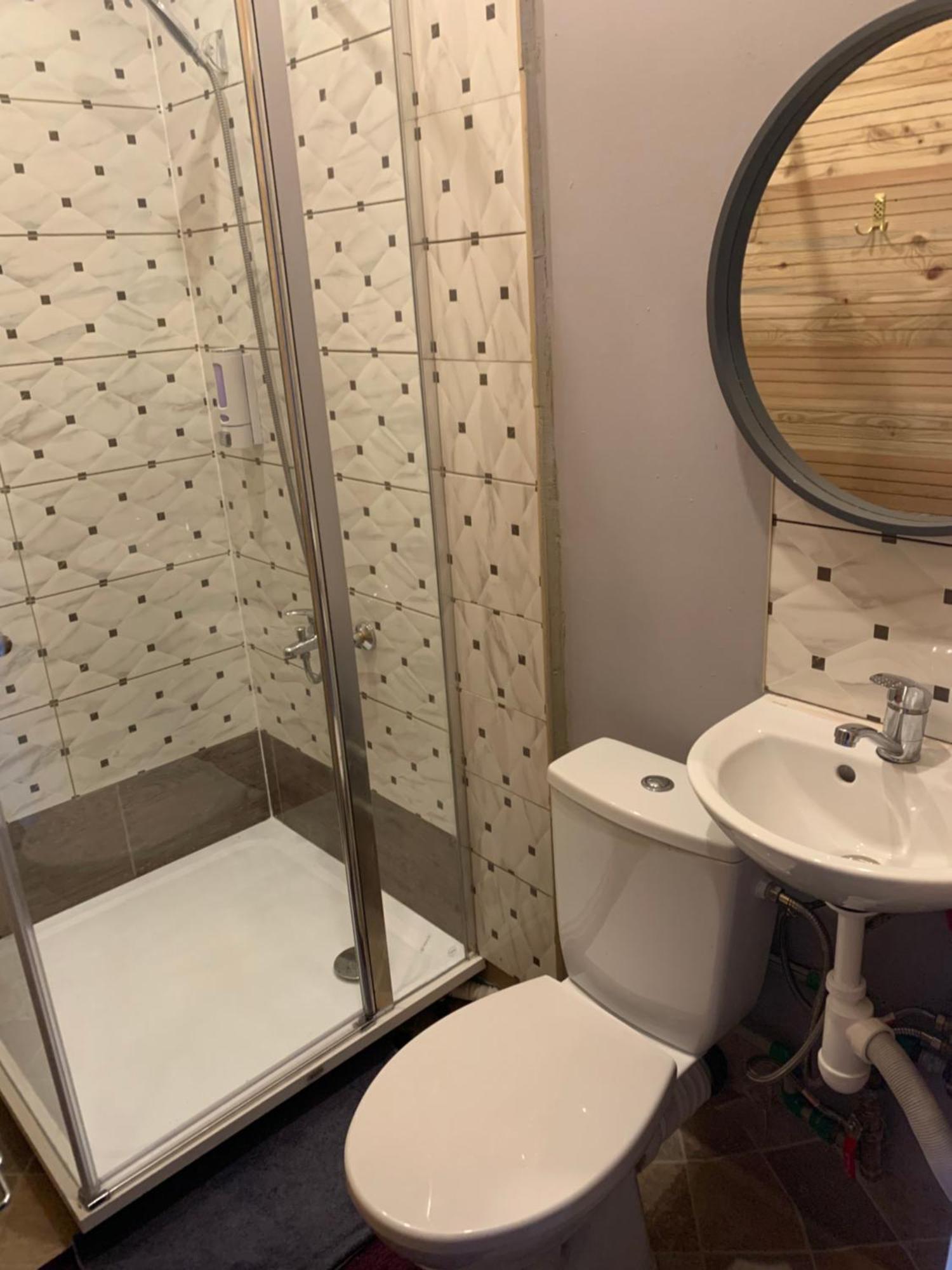 Regina House Hotell Kaunas Exteriör bild